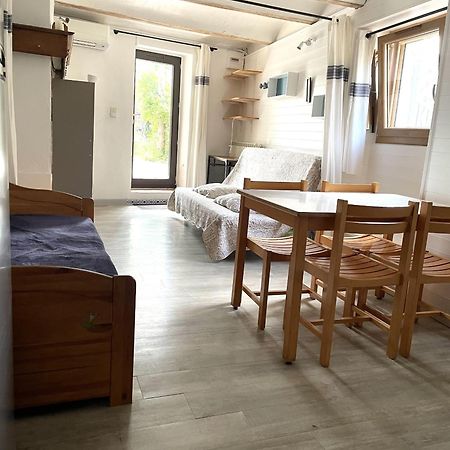 Gites du Mas Gibert à SAUSSINES entre Nimes et Montpellier Extérieur photo