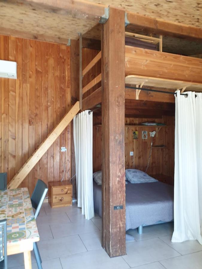 Gites du Mas Gibert à SAUSSINES entre Nimes et Montpellier Extérieur photo